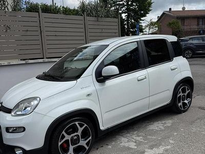 Occasion Fiat Panda Sport 70 ch (51 kW) 2022 Blanc Citadine