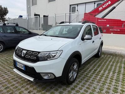 Brugt Dacia Sandero Stepway 90 HK (66 kW) 2017 Hvid Sedan
