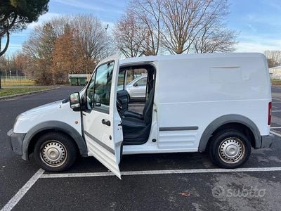 Usata Ford Transit Connect 90 CV (66 kW) 2009 Bianco Monovolume