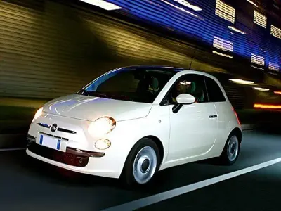Usata Fiat 500 Lounge 69 CV (50 kW) 2010 Bianco Utilitaria