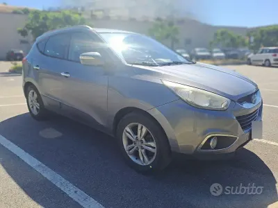 Usata Hyundai ix35 136 CV (100 kW) 2012 Grigio SUV