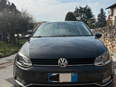 Usata VW Polo Comfortline 75 CV (55 kW) 2017 Grigio Berlina