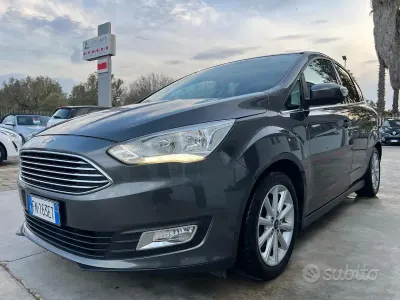 Gebraucht Ford C-MAX Titanium 120 PS (88 kW) 2018 Grau Van / Kleinbus