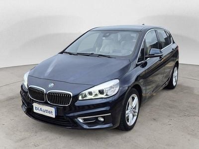 Blu Usata 2015 BMW 225 Luxury Line Station wagon | 11.500 €