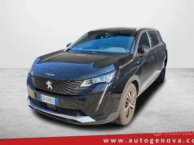 Usata Peugeot 5008 GT 131 CV (96 kW) 2023 Nero SUV