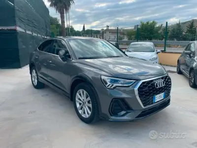 Usata Audi Q3 150 CV (110 kW) 2023 Grigio SUV