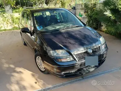 Usata Fiat Ulysse 109 CV (80 kW) 2002 Nero Monovolume