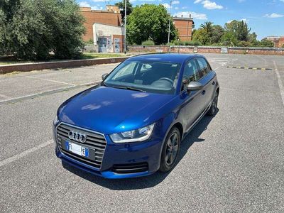 Usata Audi A1 Sportback Ambiente 95 CV (69 kW) 2018 Blu/azzurro Utilitaria
