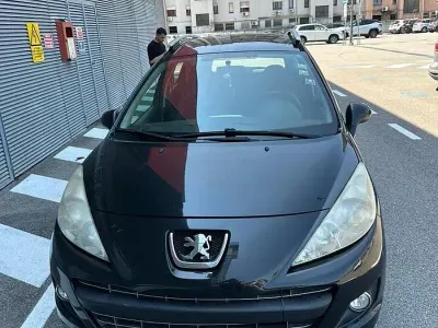 Usata Peugeot 207 92 CV (67 kW) 2013 Nero Station wagon