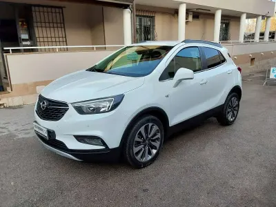 Begagnad Opel Mokka X Innovation 136 HK (100 kW) 2018 Vit SUV