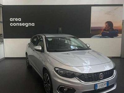 Usata Fiat Tipo Lounge 95 CV (69 kW) 2017 Argento Berlina