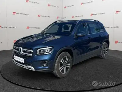 Usata Mercedes GLB200 Business 150 CV (110 kW) 2021 Blu/azzurro SUV