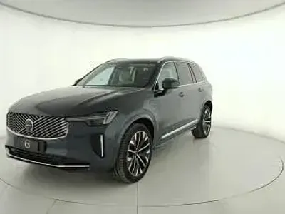 Nuova Volvo ES90 Ultra 139 kW (190 CV) 2026 Onyx black Berlina