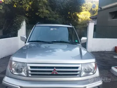 Usata Mitsubishi Pajero 114 CV (83 kW) 2004 Grigio SUV
