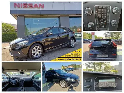 Usata Volvo V40 CC Kinetic 115 CV (84 kW) 2015 Nero Station wagon