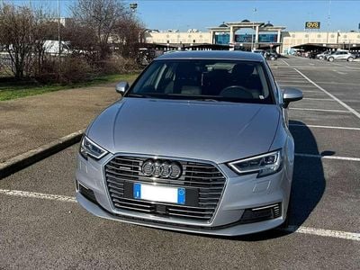 Usata Audi A3 Sport 150 CV (110 kW) 2020 Argento Berlina