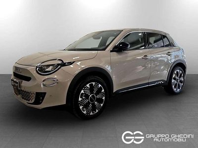 Usata Fiat 600 La Prima 101 CV (74 kW) 2025 Sabbia terre d'italia SUV
