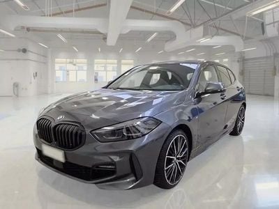 Grigio Usata 2021 BMW 120 M Sport Utilitaria | 31.900 € (Molto cara)