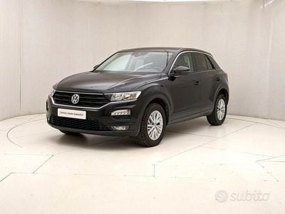 Usata VW T-Roc Style 116 CV (85 kW) 2018 Nero SUV