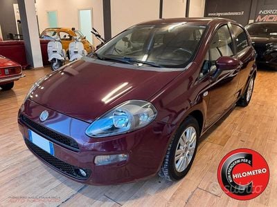 Usata Fiat Punto Lounge 85 CV (62 kW) 2014 Rosso Utilitaria