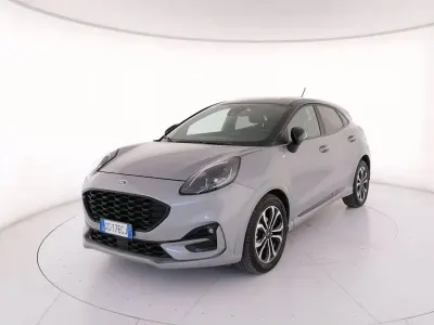 Usata Ford Puma ST-Line 125 CV (91 kW) 2021 Solar yellow (metallizzato) SUV