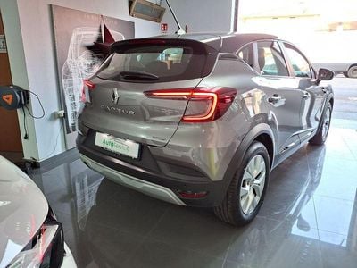 Usata Renault Captur Zen 95 CV (69 kW) 2020 Grigio SUV