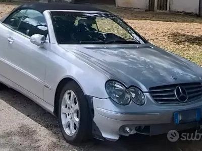 Usata Mercedes CLK200 2003 Grigio Cabrio