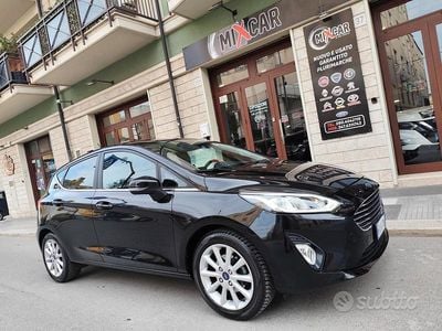 Begagnad Ford Fiesta Titanium 75 HK (55 kW) 2019 Svart Halvkombi