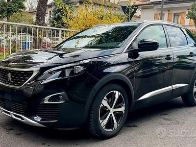 Usata Peugeot 3008 GT-line 120 CV (88 kW) 2019 Nero SUV