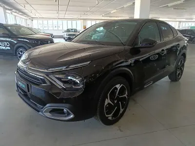 Nuova Citroën C4 PureTech 131 CV (96 kW) 2025 Pearl black SUV