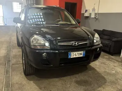 Usata Hyundai Tucson Active 150 CV (110 kW) 2010 Nero SUV
