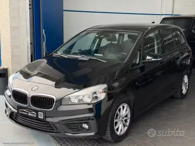 Usata BMW 218 Gran Tourer 150 CV (110 kW) 2015 Nero Monovolume