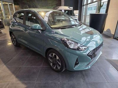 Nuova Hyundai i10 63 CV (46 kW) 2025 Verde Utilitaria