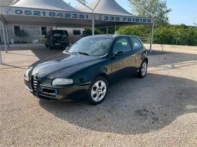 usata Alfa Romeo 147 1.6i 16V T.S. (105 CV) cat 3p. Dist.