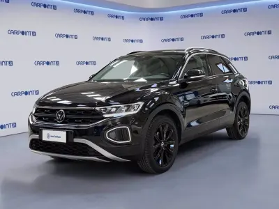 Usata VW T-Roc Life 110 CV (80 kW) 2023 Nero SUV