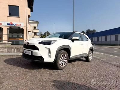 Usata Toyota Yaris Cross Active 116 CV (85 kW) 2024 Bianco SUV