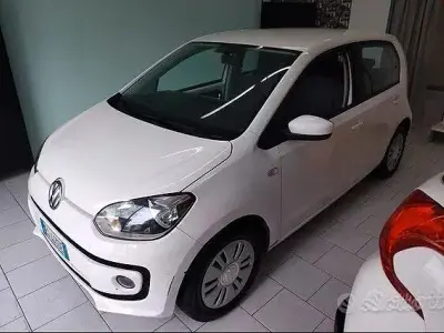 Usata VW up! Highline 68 CV (50 kW) 2013 Bianco Utilitaria
