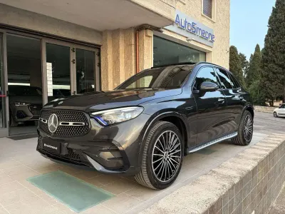 Usata Mercedes GLC220 Premium 197 CV (144 kW) 2023 Grigio scuro SUV