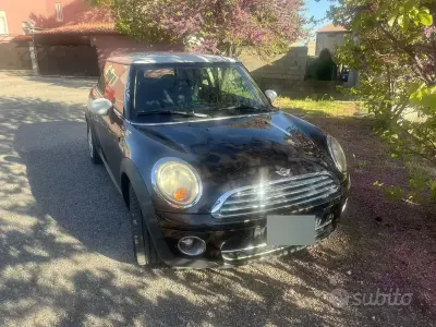 Begagnad Mini Coupé 122 HK (89 kW) 2012 Brun Sportkupé