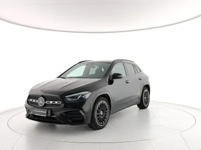 Usata Mercedes GLA180 AMG Line Premium 136 CV (100 kW) 2024 Nero SUV