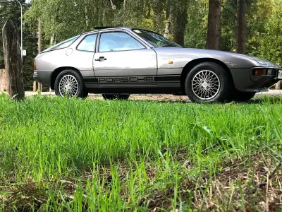 Usata Porsche 924 125 CV (91 kW) 1981 Grigio Coupé