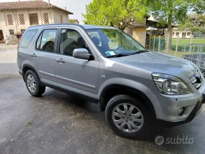 Usata Honda CR-V 140 CV (102 kW) 2005 Grigio SUV