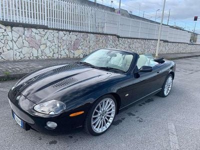Usata Jaguar XKR S 396 CV (291 kW) 2004 Nero Cabrio