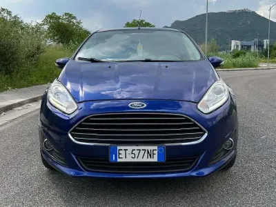 Usata Ford Fiesta Titanium 75 CV (55 kW) 2014 Utilitaria