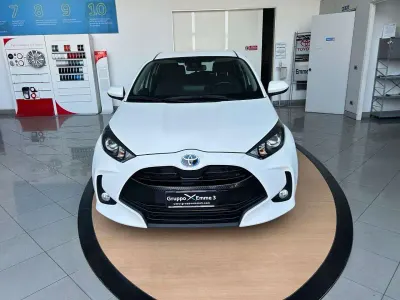 Usata Toyota Yaris Hybrid