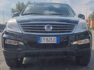 Usata Ssangyong (KGM) Rexton 155 CV (114 kW) 2016 Nero SUV
