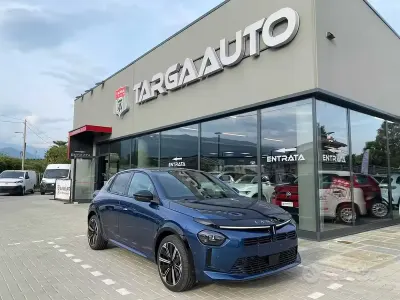 Nuova Lancia Ypsilon 101 CV (74 kW) 2025 Blu/azzurro Utilitaria