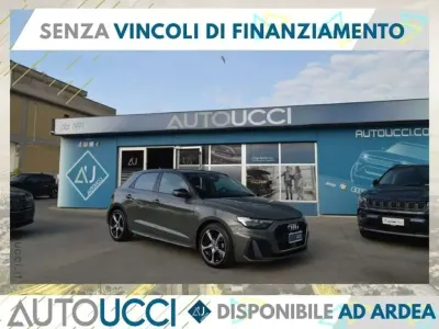 Usata Audi A1 S-Line 95 CV (69 kW) 2020 Grigio tetto nero SUV