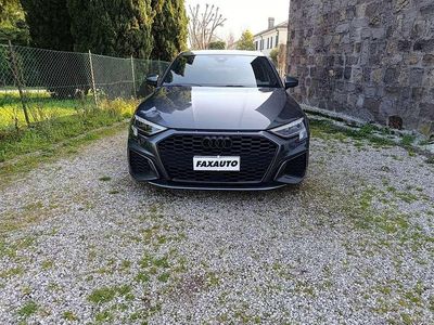 Usata Audi A3 S-Line 150 CV (110 kW) 2022 Grigio Berlina