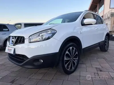 Usata Nissan Qashqai N-TEC 150 CV (110 kW) 2011 Bianco SUV